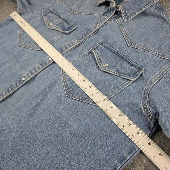 Vintage Levi's Shirt Mens L Blue Denim Pearl Snap Shacket Barn Chore Coat Jacket - Picture 5 of 10